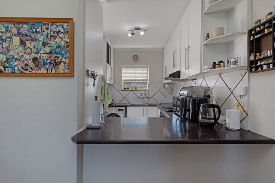 2 Bedroom Property for Sale in Milnerton Western Cape